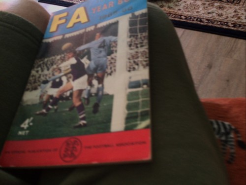 Football fa year book - ,