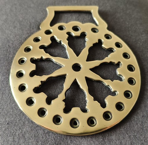 Antique horse brass a good - antique,
