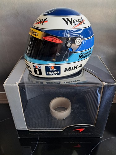 Helmet mika hakkinen - f1, 1/2