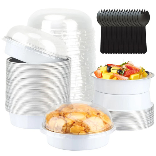 Small cake tins - cake, lids