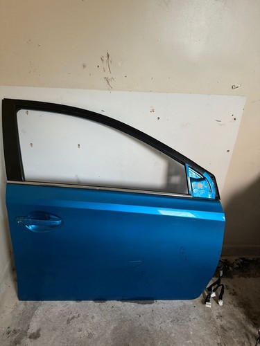 Genuine 2019 toyota auris - genuine,