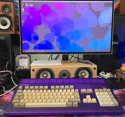 Amiga 1200 computer - amiga,