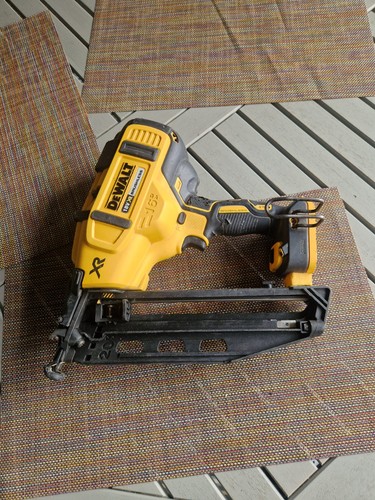 Dewalt dcn660n 18v cordless - dewalt,