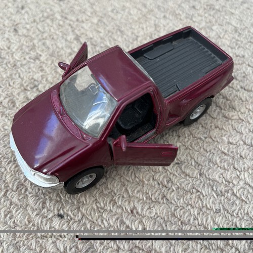 Maisto ford burgundy pickup - burgundy,