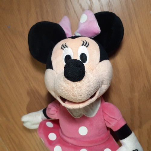 Disney minnie mouse talking - minnie, &