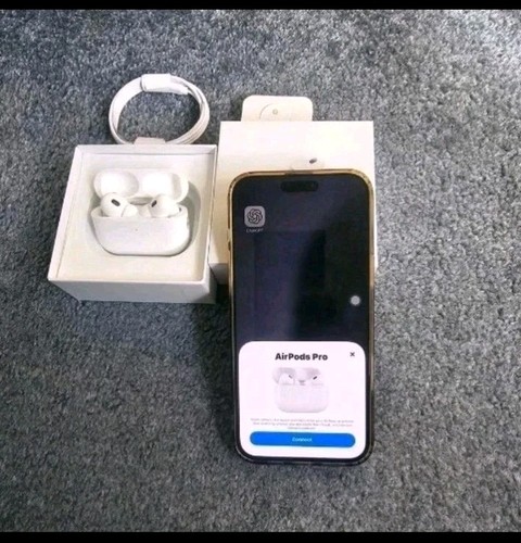 Airpods pro 8hr playtime - airpods,