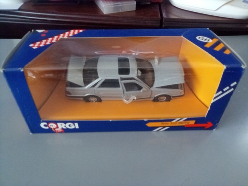 Corgi 1980 silver - 1980's, rover