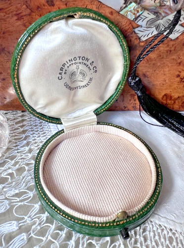 Antique green leather - leather, circular