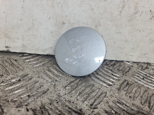Toyota estima towing eye cap - estima,