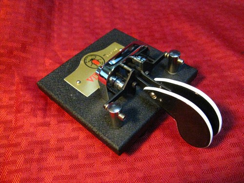Vibroplex black square base - square,