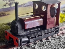 009  Hunslet CAB quarry loco Narrow Gauge On Brand New KATO 109 chassis MAROON