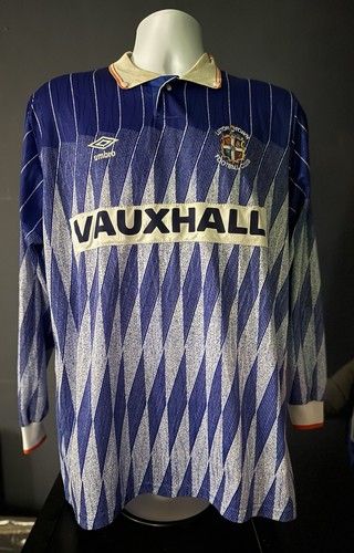 Luton town 1990 - luton, third