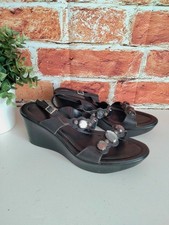 Russell & Bromley black