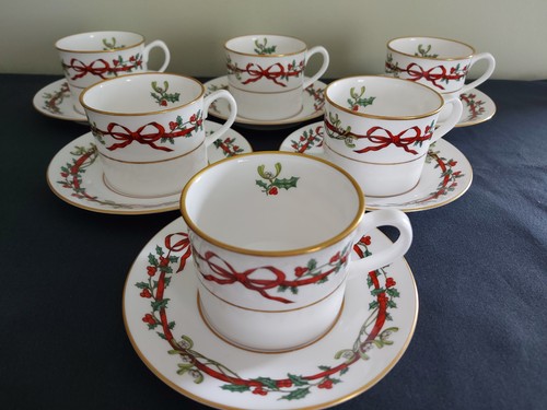 Royal worcester holly - 6,