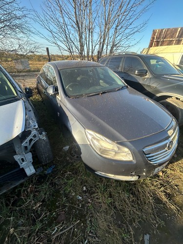 Vauxhall insignia sri line - vauxhall,