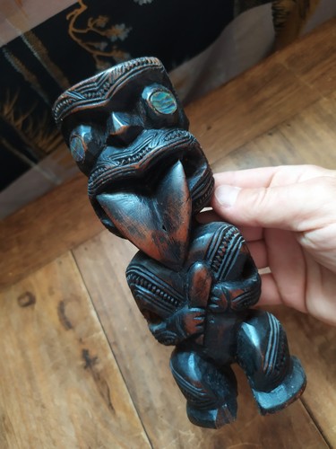 Superb vintage new zealand - superb,