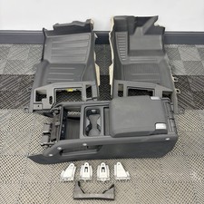 Landrover Defender L663 Centre