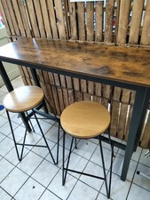 breakfast bar plus two stools 