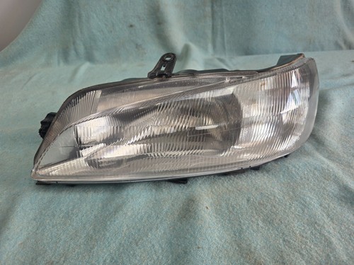Peugeot 306 1997 2000 - 306, left