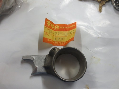 Suzuki shift fork - suzuki,
