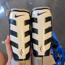 Nike T90 Shin Pads Guards Total 90s Silver Black Size Medium Rare Retro Y2K 00s