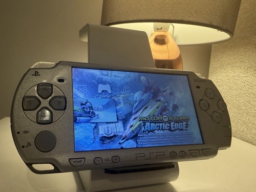 Sony psp 2003 silver - psp,