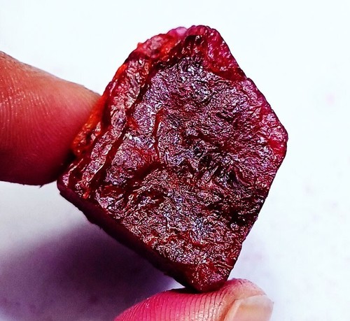 Natural red beryl rough - natural, 40.60+