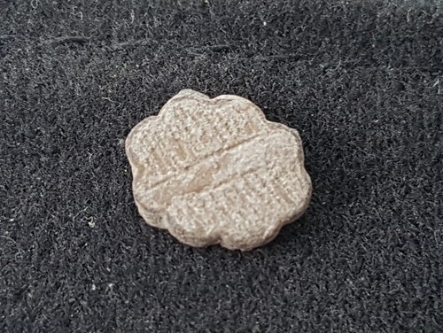 Lovely designed saxon bronze - designed,