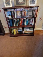 Pre-Owned John E. Coyle Mahogany Book Case with Rope Edge design 