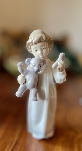 Nao lladro 1424 girl - lladro, with