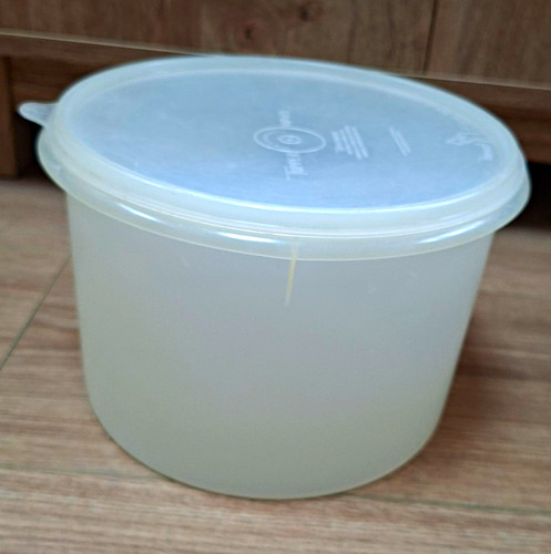 Large 1970 s round - 2, x