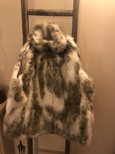 Faux fur gilet 14 - fur,