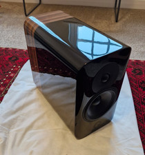 Q Acoustics Concept 300