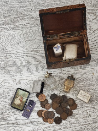 Vintage wooden inlaid - vintage,
