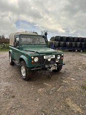 Land Rover Defender 90