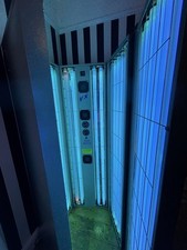 Evolution Maximum 240 Watt, 24 Tube Stand Up Sunbed