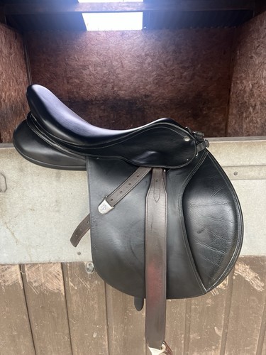 Bates caprilli jump - bates, saddle