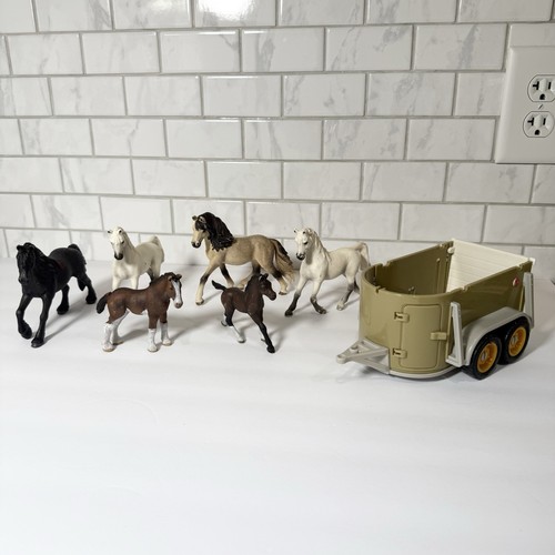 Retired schleich horse - horse, lot