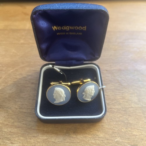 Vintage wedgwood blue - wedgwood,