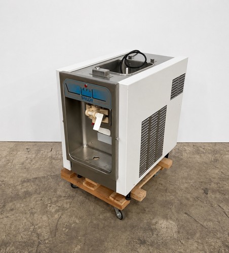 Taylor 152 ice cream machine