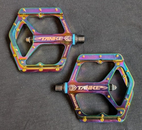 Oil slick flat - pedals, tanke