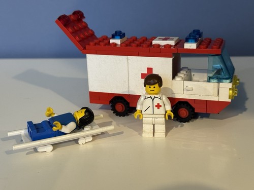 Lego town ambulance 6688 100 - lego,