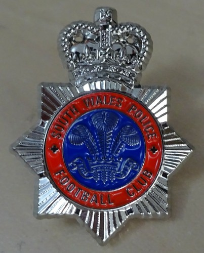 South wales police football - south,