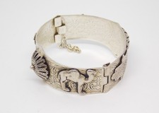 Vintage Egyptian Camel Hamsa Silver Tone Hinged Bangle - Thames Hospice