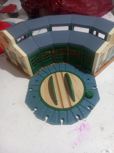 Wooden tidmouth sheds engine - tidmouth,