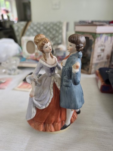 Musical figurine ornament - figurine,