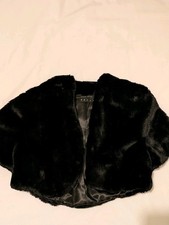 Debut Cropped Bolero Faux Fur