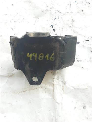 Engine mount nissan terrano - engine,