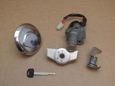 Honda CB125F 2018 4,211 miles ignition barrel fuel cap seat lock and key (14894)