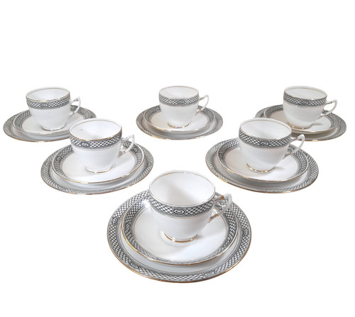 Royal albert crown china - albert,